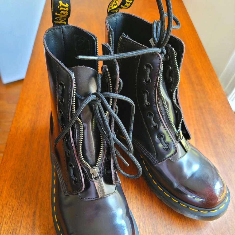 Dr. Martens 1460 Pascal